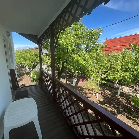 Casa Cu Foisor Pensiune 3*