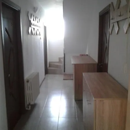 Pensiune Casa Cu Foisor 3*