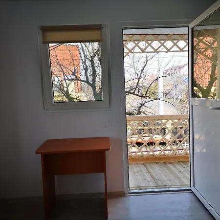 Casa Cu Foisor 3*
